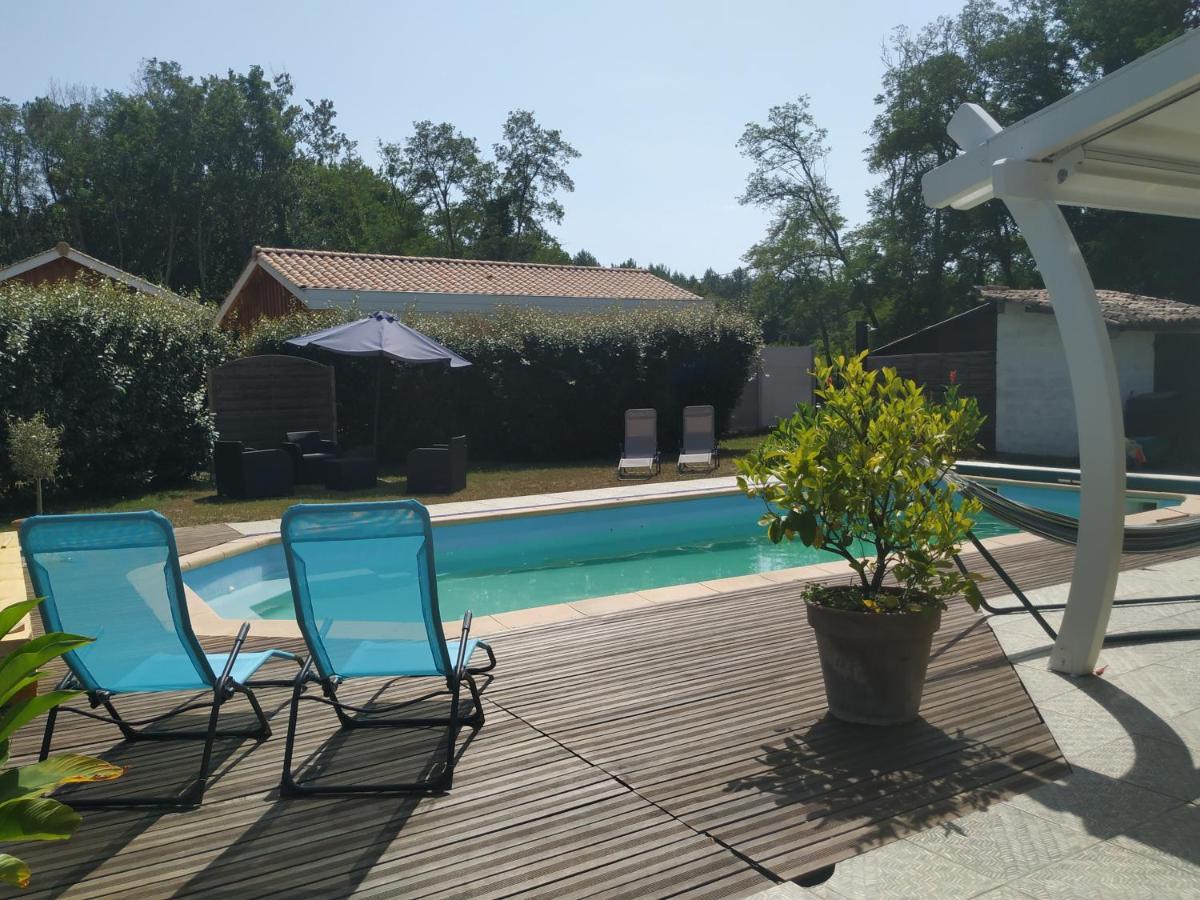 La Resiniere De Pirique Bed & Breakfast Parentis-en-Born Bagian luar foto